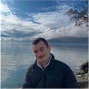 Titulaire d’un Master en biologie moléculaire et cellulaire, je propose des cours particuliers à distance du collège à la licence.