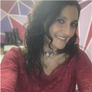 Offro insegnamento di matematica ( scuole di ogni grado ) e chimica , scuole superiori . 
Sono una docente  di ruolo da 16 anni .