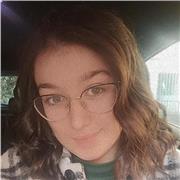 Profesora de inglés/francés que imparte clases para niños de todas las edades