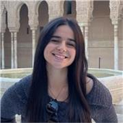 Profesora licenciada en Biotecnología y con Máster en Investigación Traslacional y Medicina Personalizada