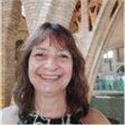 Licenciada en educación.
Mención Matemática.
27 años de servicio en educación.