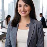 Profesora de apoyo escolar para niños en clases online, de 1° año básico a 4° año medio