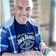 Profesor nativo de inglès, con 30 años de experiencia en todos los niveles y edades.
Preparador de exámenes internacieonales. 