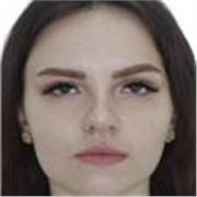 Baby-sitter anglais keeping children's living and play areas tidy. Helps with homework and tutoring as needed