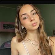 Studiare insieme può essere più facile: aiuto compiti e lezioni da studentessa di liceo linguistico