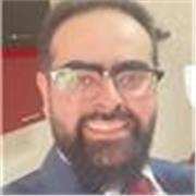 Prof de mathématiques, je suis ingénieur et j'ai remporté la première place aux jeux olympiques de mathématiques dans ma région