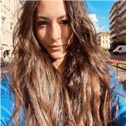 Insegnante di matematica, scienze e fisica laureata in scienze ambientali con approfondimento in fisica acustica.