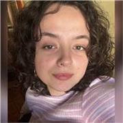 Profesora de Alemán e Inglés (C1) | Políglota con experiencia en Suiza