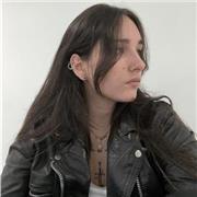 Profesora de inglés con experiencia en clases para adultos