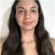 Estudiante de universidad con certificado B2 alto de inglés