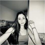 Estudiante Universitaria, voy a estudiar Criminología o Derecho 