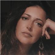 Insegnante con esperienza nella scuola pubblica offre lezioni di grammatica italiana, letteratura geografia, storia, educazione civica e storia dell'arte