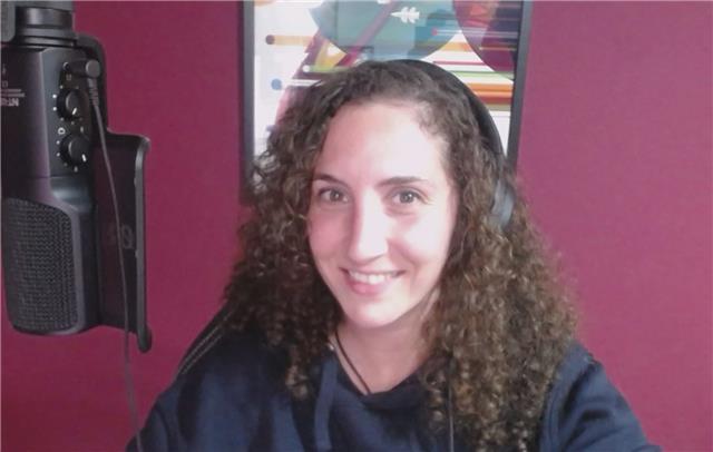 Husky Talk, Academía Online