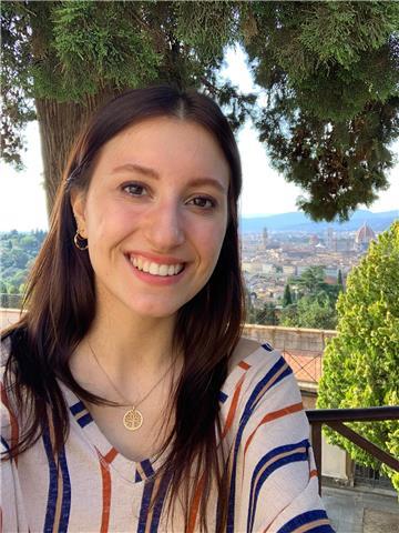 Laureata in Musicologia, offro ripetizioni di Armonia, Teoria, Analisi e Composizione (TAC), con solfeggio parlato e cantato, per qualsiasi livello (dalle basi agli esami di Conservatorio e Musicologia)