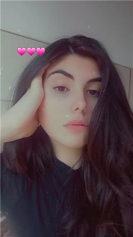 Sono una flautista e studio per conseguire il diploma.
adoro condividere le mie conoscenze e aiutare gli altri a conoscere e cimentarsi nel mondo della musica