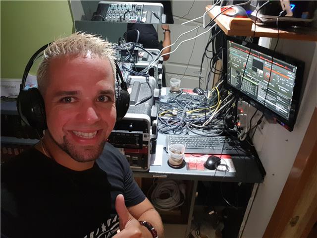 Doy clases particulares y grupales de entrenamiento fisico, pilates, trx, bailes latinos, soy fisioterapeuta, bienestar 100% garantizado