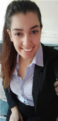 Profesora de francés nativo, ofreciendo clases tanto online como presencial