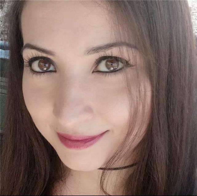 Laureata in Lettere offre lezioni private di Latino a studenti di scuole medie, superiori e università