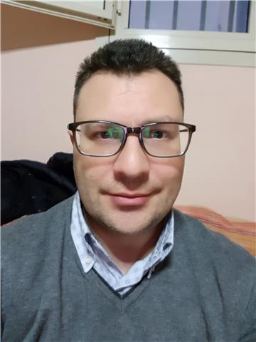Insegnante di Matematica e Informatica per scuole superiori offre lezioni sia a domicilio che online zona Nocera, Cava, Baronissi, Fisciano. Prezzo 20-25 per ogni ora