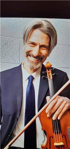 Violinista professionista offre lezioni private di strumento e di teoria e solfeggio