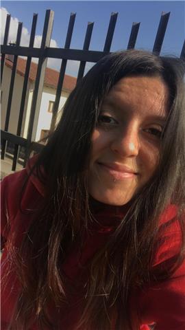 Joven psicóloga y estudiante. ofrezco clases de todo tipo de materias a niños hasta la eso. puntos fuertes en lengua, matemáticas, euskera y filosofía