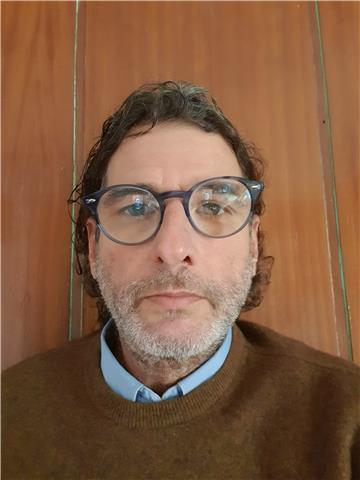 Doy clases de ingles en general, gramática, lectura y escritura