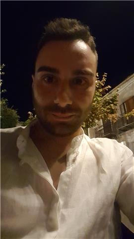 Ingegnere aerospaziale impartisce lezioni private di matematica e fisica