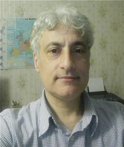 Laureato in lingue con master e conseguimenti di 24 cfu