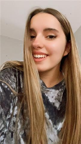 Estudiante universitaria ofrece clases de inglés, catalán y castellano a estudiantes de entre 6 a 16 años