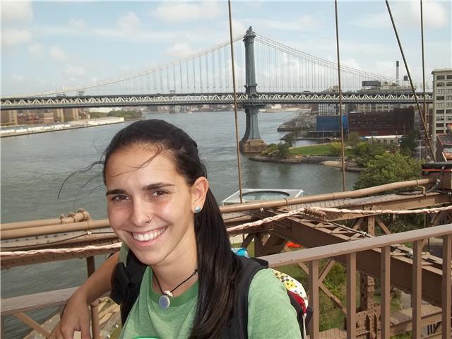 Profesora de educación primaria imparte clases de refuerzo hasta 4º eso