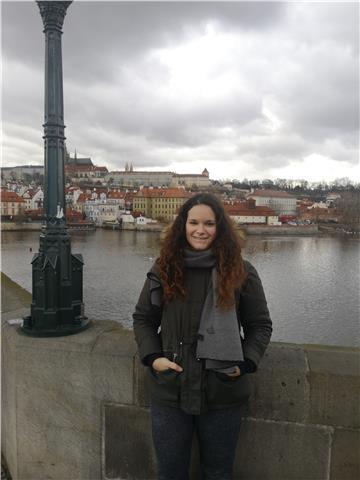 Laureanda in mediazione linguistica offre ripetizioni di inglese e spagnolo