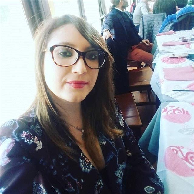 Laureata in Scienze dei Beni Culturali offre ripetizioni, anche online, per studenti universitari e delle superiori e assistenza alla redazione della tesi di laurea