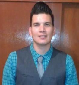 Profesor de ingles, mexicano, aprendí el idioma ingles de pequeño en el estado de california. El ver que el alumno aprende es algo que me llena de alegría, es por esto que me gusta dar el 100%