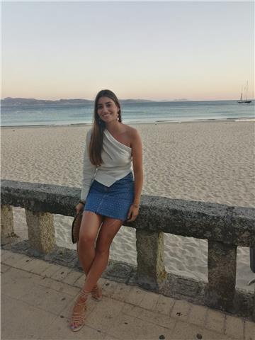 Maestra de primaria con especialidad en inglés, da clases particulares individuales o en grupo de máximo 3. disponibilidad de ir a domicilio