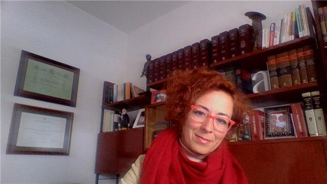 Doy clases para primaria y eso de lengua, comprensión lectora, matemáticas, sociales, naturales e inglés