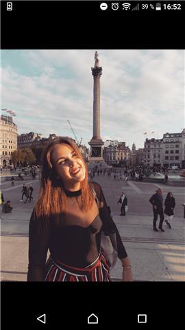 Estudiante de ingeniería aeroespacial, doy clases de matemáticas, física y química a alumnos de primaria y eso