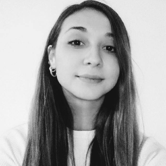 Doy clases de derecho, ofrezco ayuda para trabajos y colaboraciones también de forma online