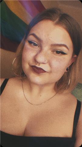 Doy clases particulares económicas de sociales, historia del arte, dibujo artístico para estudiantes de primaria o eso