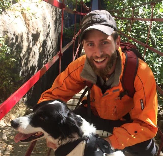 Estudiante de 3° filosofía por la ugr ofrece clases de filosofia e historia de españa y contemporánea a alumnos de eso, bachillerato y selectividad