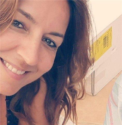 Mamma con figlie universitarie e pluriesperienza come coordinatrice laboratori manuali offre le propria esperienza al servizio di studenti scuola primaria e secondaria di 1* grado