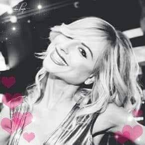 Studentessa in scienze umanistiche per la comunicazione impartisce lezioni di italiano, francese e spagnolo