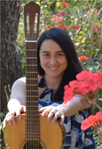 ¡Conmigo, aprende guitarra/ukelele desde cero! Además, ofrezco herramientas para madres/padres/cuidadores sobre estimulación music