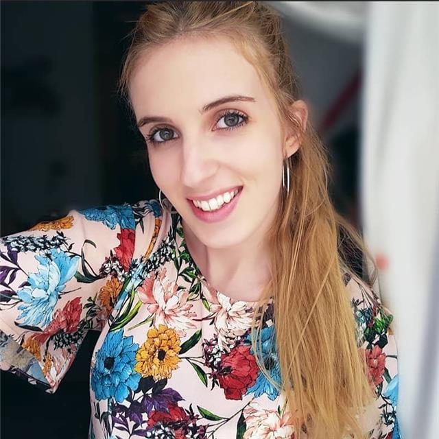 Profesora de educación primaria ofrece clases particulares de todas las materias, ya sea refuerzo o ayuda con los deberes