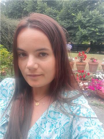 Profesora de inglés 7 años de experiencia . . cangas, arriondas,infiesto,nava,ribadesella