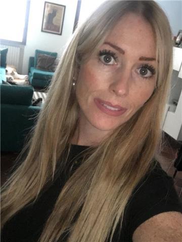 Madrelingua inglese con pluriennale esperienza impartisce lezioni