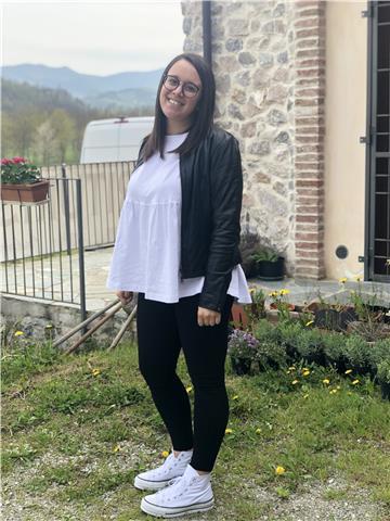Studentessa di ingegneria chimica (politecnico di Torino) offre lezioni su materie scientifiche (matematica, analisi, chimica, fisica)