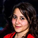 Neolaureata in Relazioni Internazionali (tesi in Storia contemporanea dei Paesi arabi) impartisce lezioni di Storia