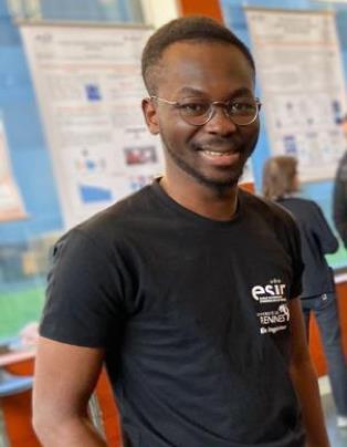 élève ingénieur en informatique, j'offre des cours particuliers en mathématiques