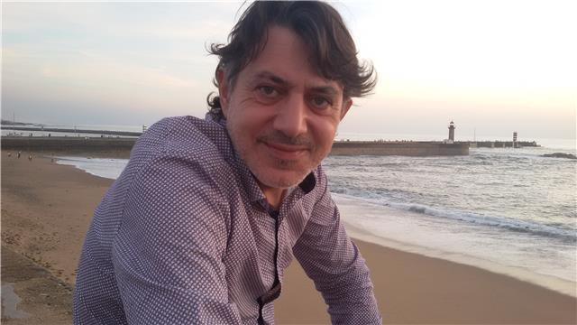 Profesor de música (piano, lenguaje musical, educación auditiva...)