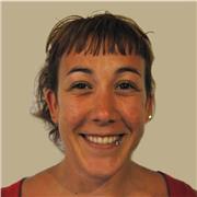 Se ofrece profesora dibujo y pintura.